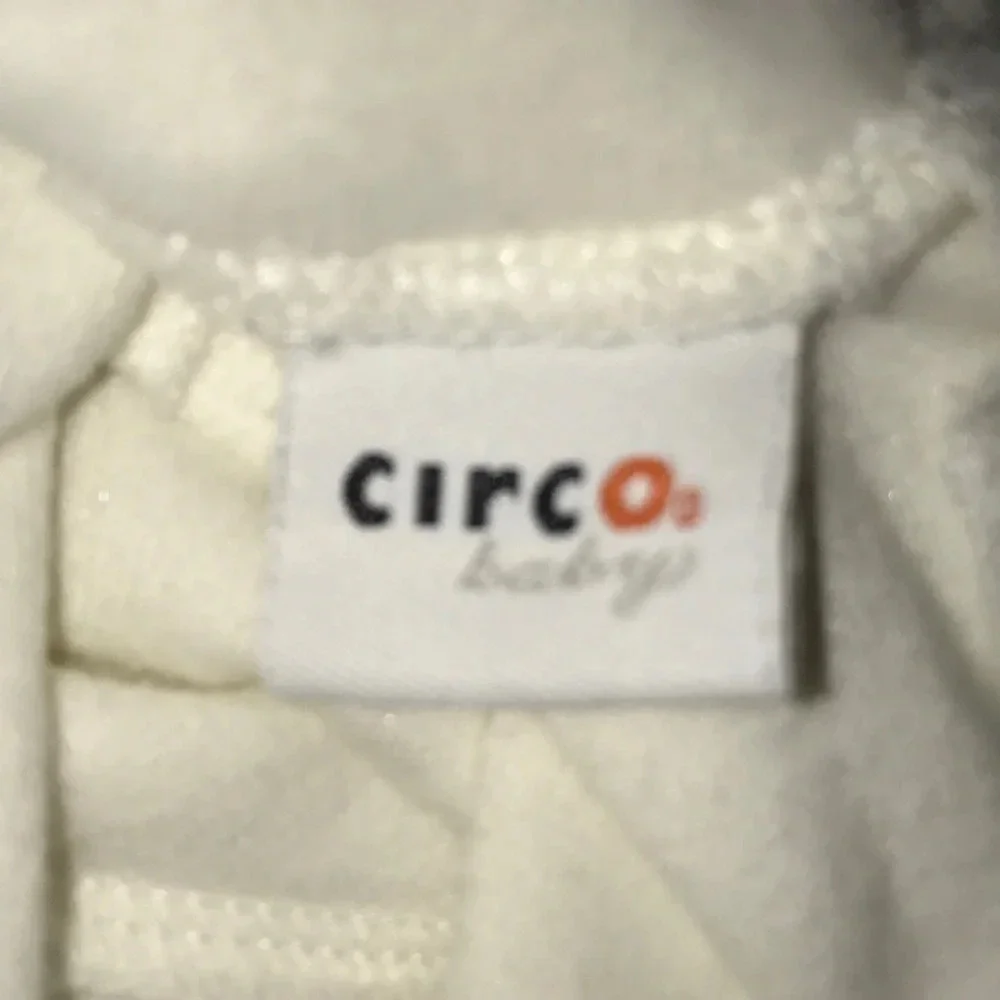 CIRCO Baby plush feet pajamas embroidered bear size 0-3 months